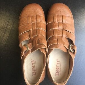 Ladies size 8 Born loafers. Never worn.